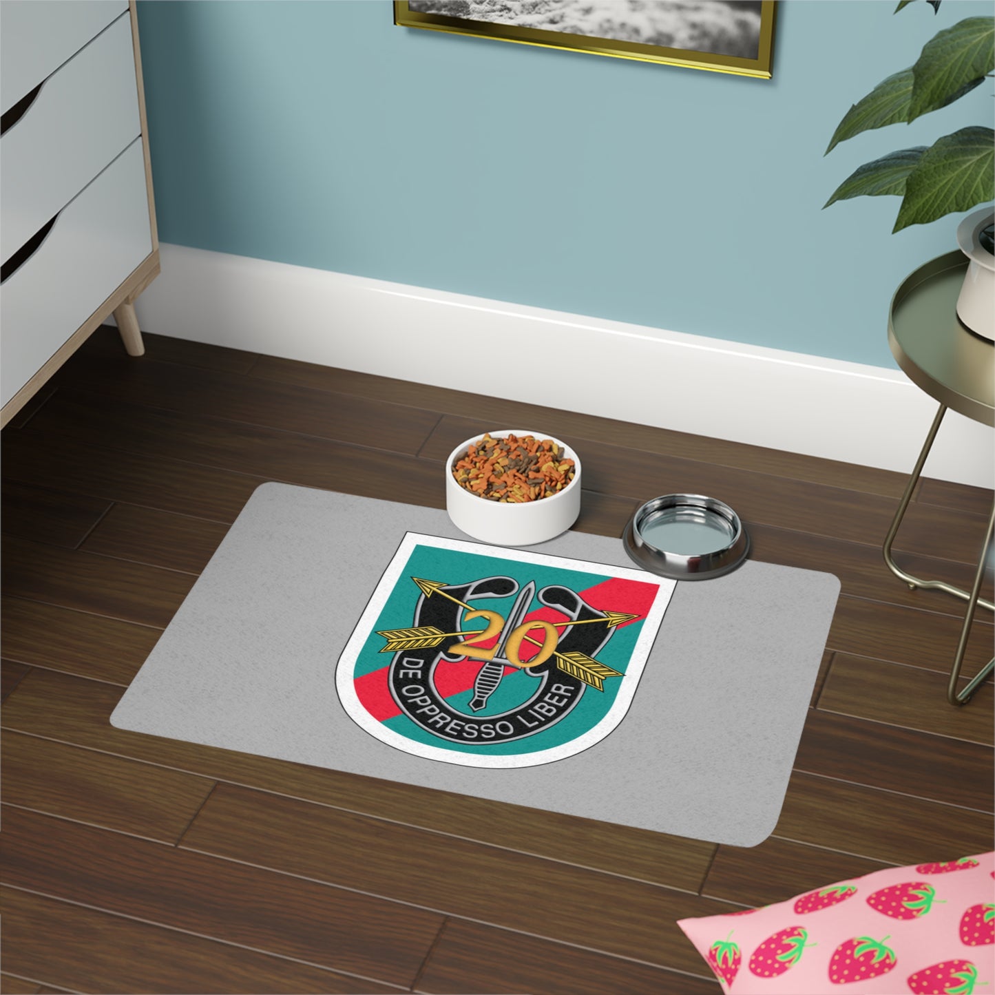 20th SFG Pet Food Mat (12x18)